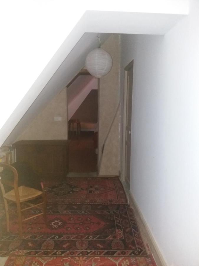Presbytère de Bonsmoulins Extérieur photo